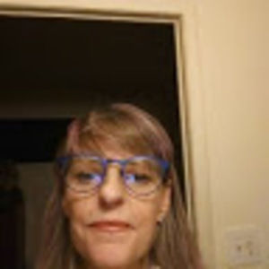 Meet your Posher, Connie